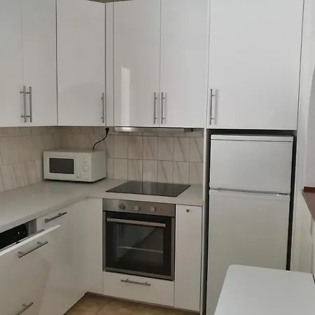 3 Bedroom Spacious アパート *